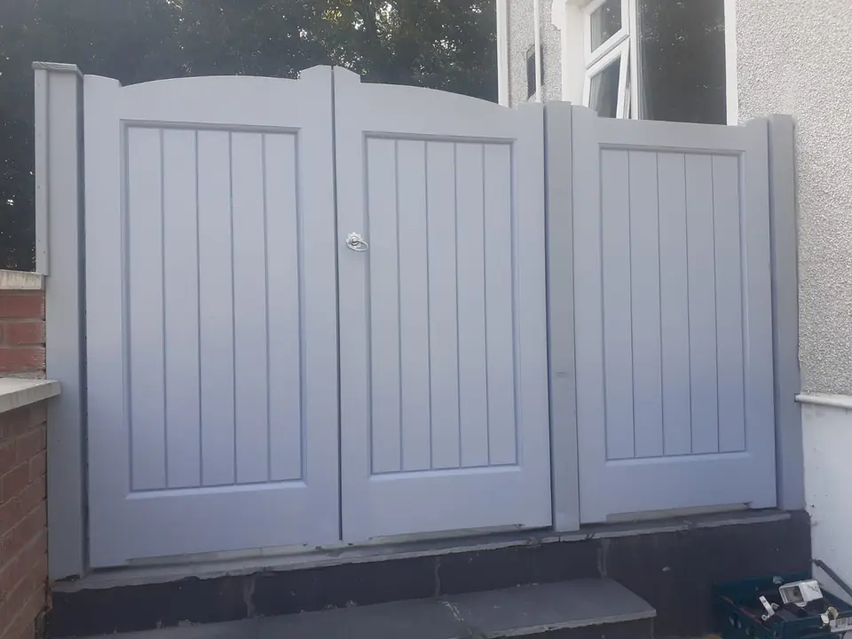 Bespoke painted driveway gates made by PJ Gates & Automation