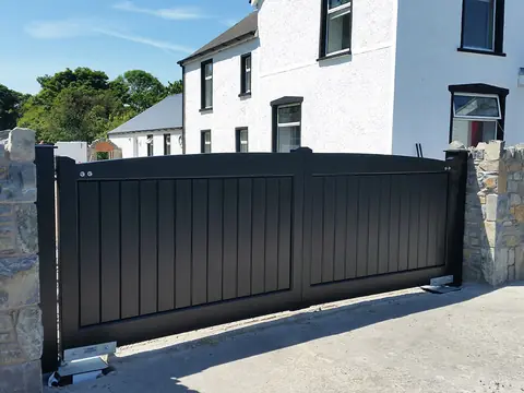 Bespoke painted driveway gates made by PJ Gates & Automation