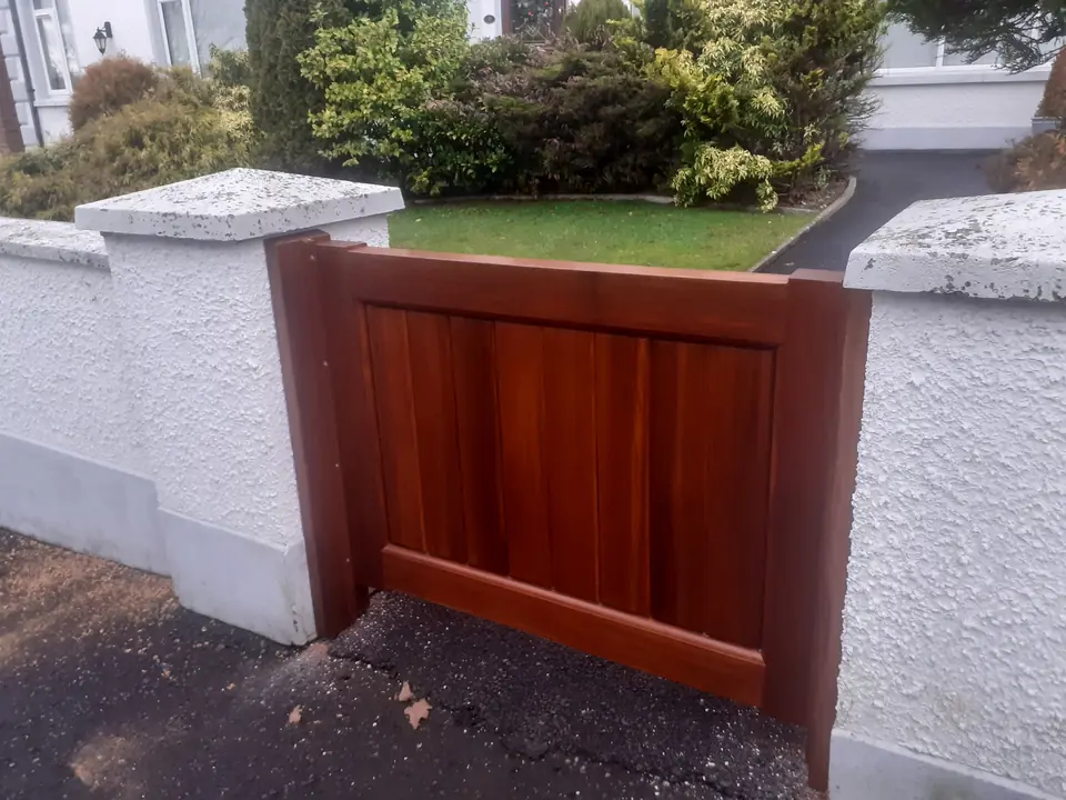 Sliding driveway gate made and fitted by PJ Gates & Automation