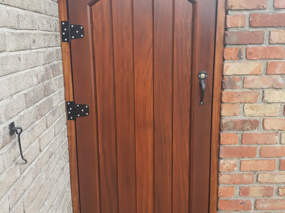 Sliding driveway gate made and fitted by PJ Gates & Automation